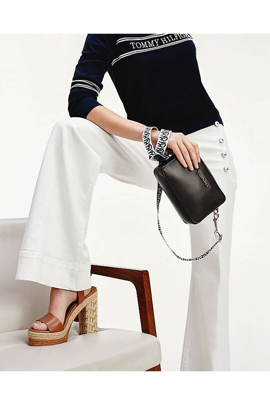 Tommy Hilfiger Iconic Camera Bag Çapraz Askılı Kadın Çantası Black