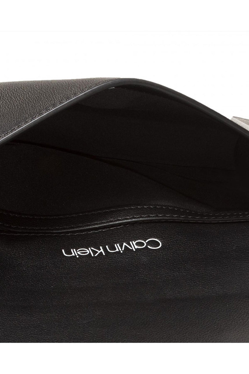 Calvin Klein Clutch V Black