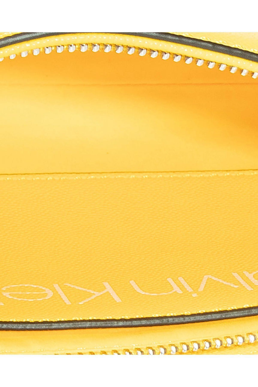 Calvin Klein Ck Signature Ew Çapraz Askılı Kadın Çantası SCUBA YELLOW
