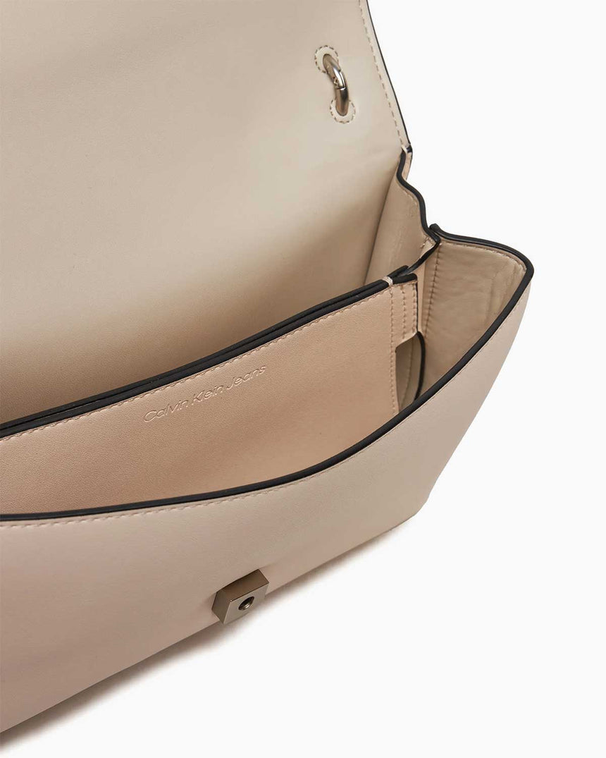 Calvin Klein Sculpted Flap Omuz Çantası Gray Morn