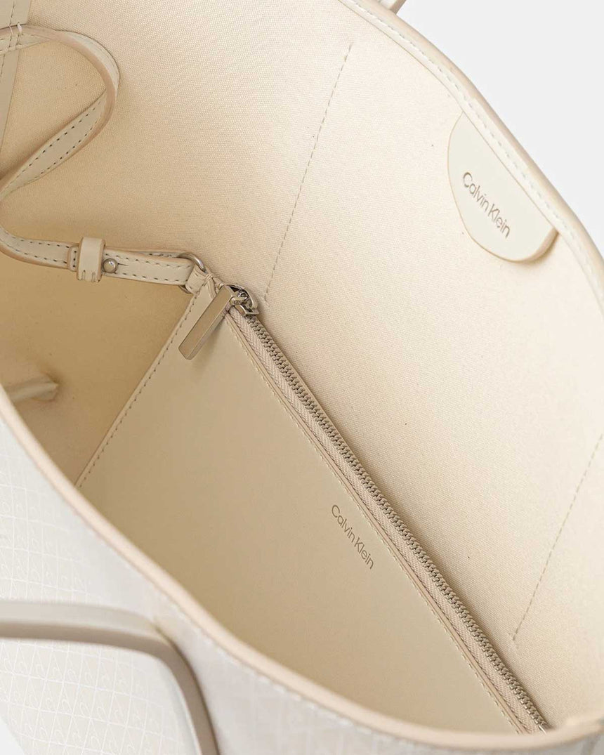 Calvin Klein Logo Kaplamalı Kadın Küçük El Çantası LILY WHITE AOP