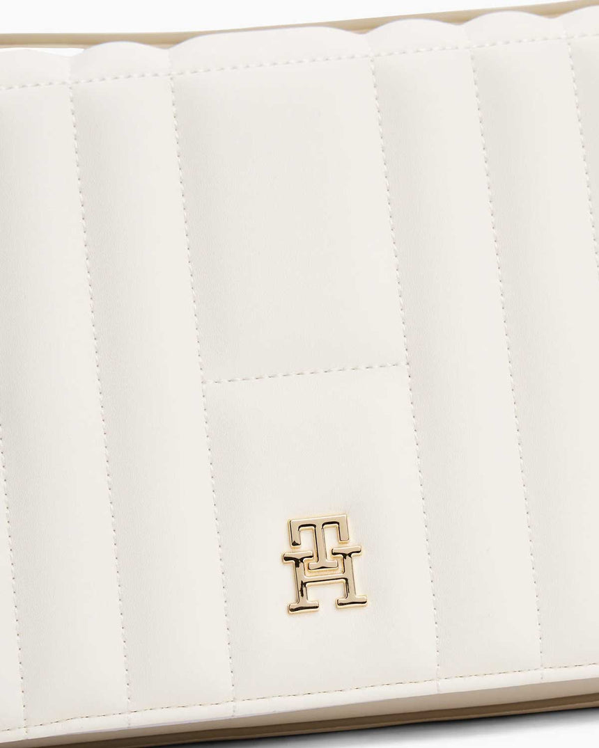 Tommy Hilfiger Feminen Kapaklı Çapraz Askılı Çanta Ivory Petal