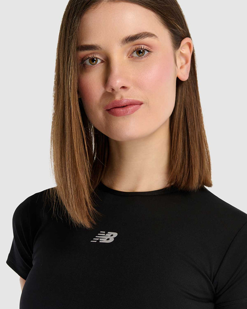 New Balance Kadın Crop Tshirt Siyah