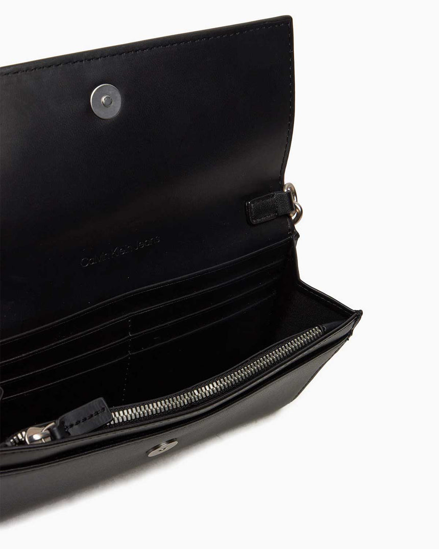 Calvin Klein Sculpted Long Fold Omuz Çantası Black