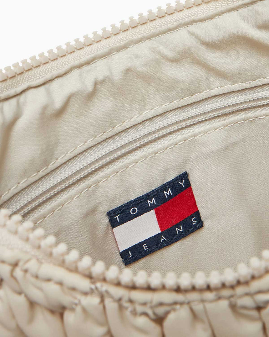 Tommy Hilfiger X-Body Kapitone Şehirli Kadın Omuz Çantası Newsprint