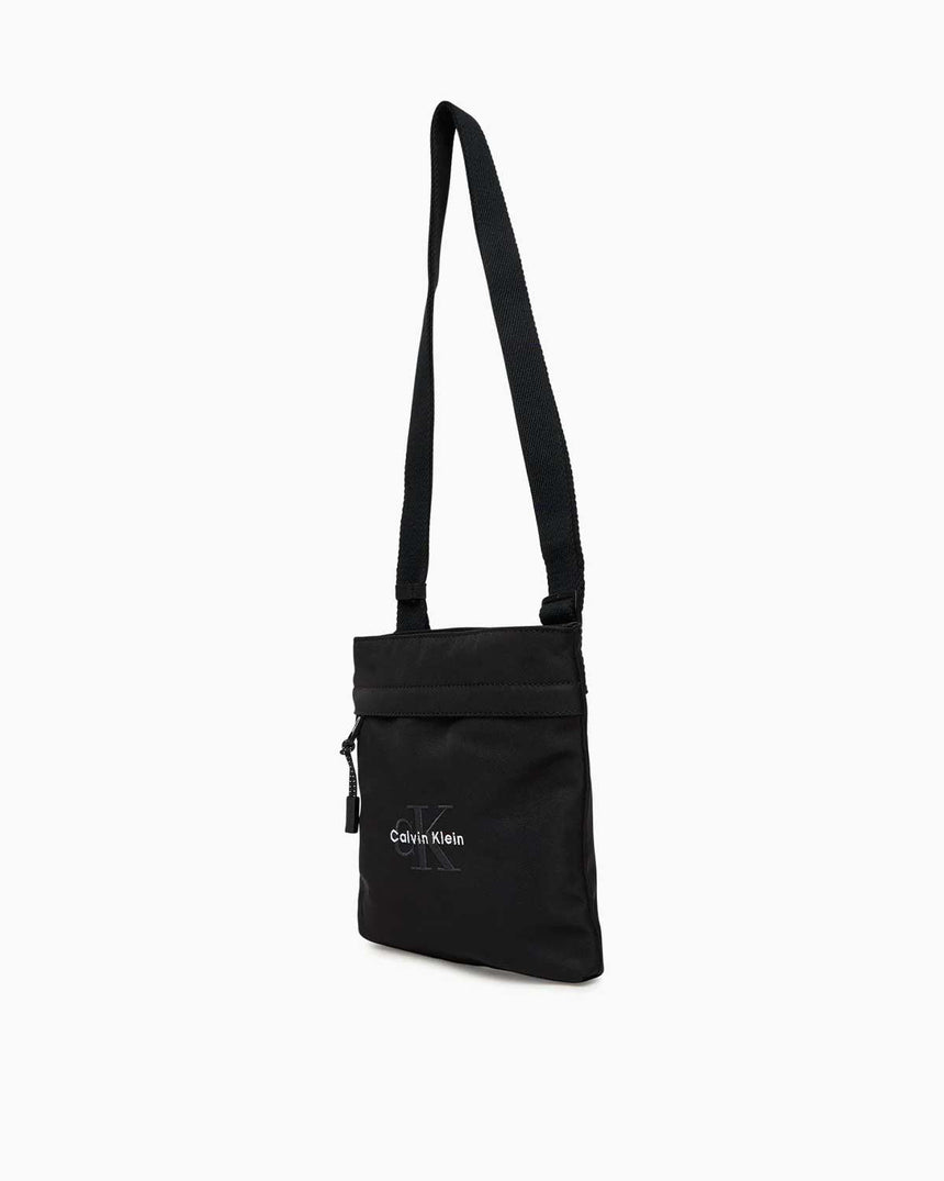 Calvin Klein Düz Naylon Erkek Çapraz Askılı Çanta Black