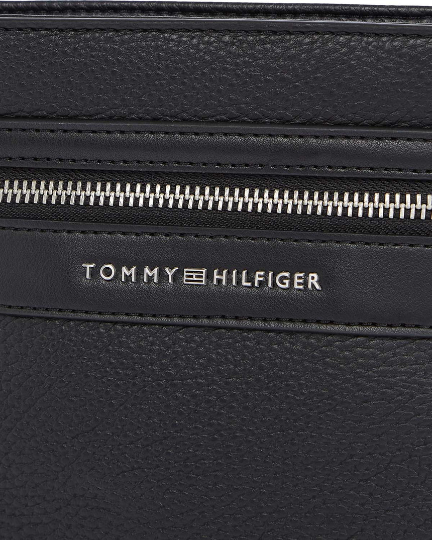 Tommy Hilfiger Central Mini Çapraz Askılı Çanta Black