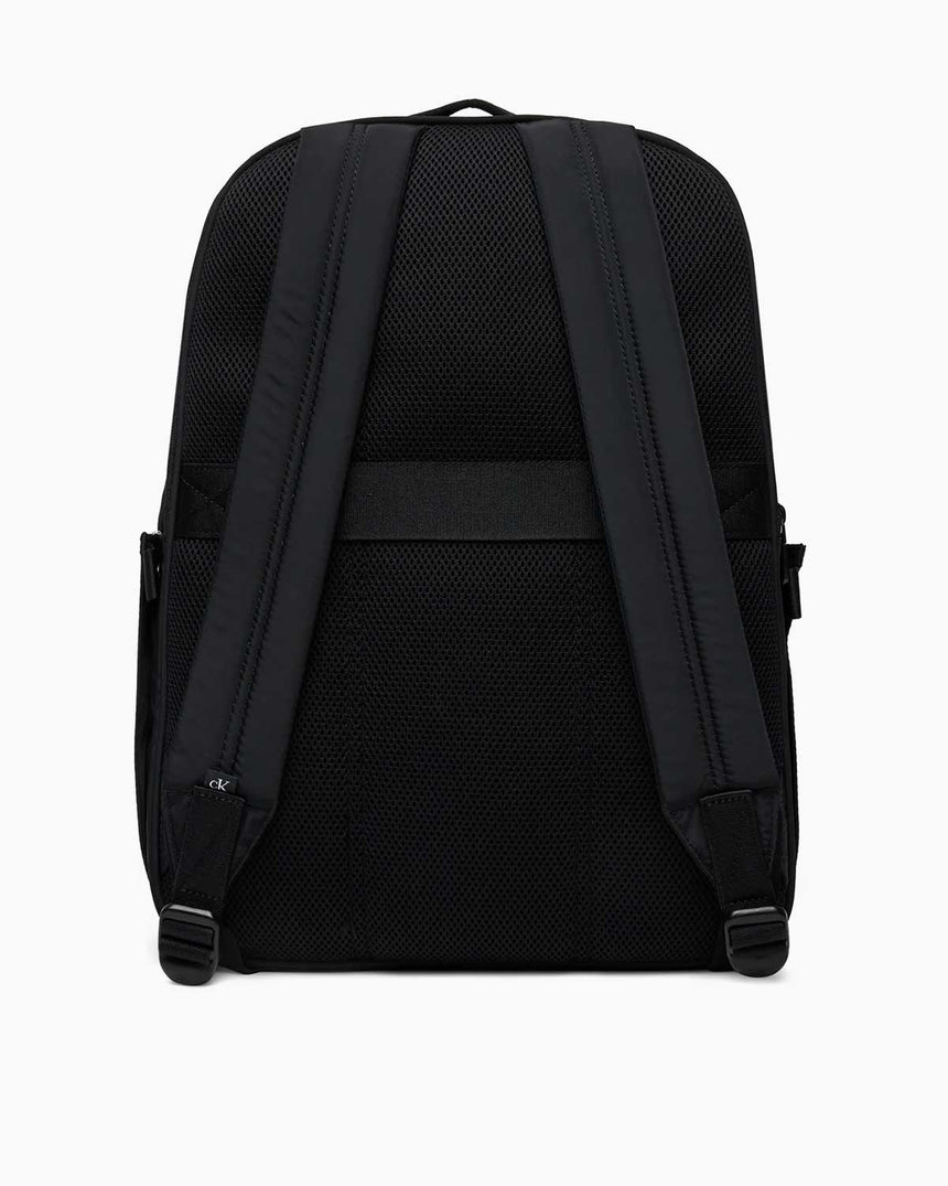 Calvin Klein Grafik Logolu Çok Fonksiyonlu Erkek Sırt Çantası Black