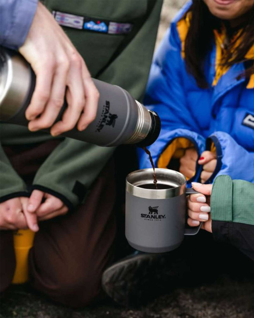 Stanley Efsane Klasik Seri-0.35 Litre Kamp Bardağı Termos Bardak Charcoal