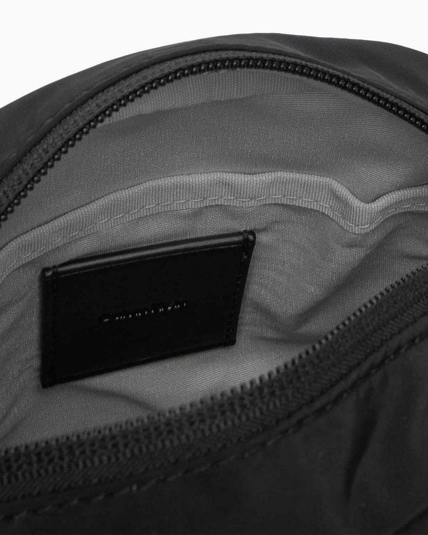 Calvin Klein Grafik Desenli Muhabir Erkek Çapraz Askılı Çanta Black
