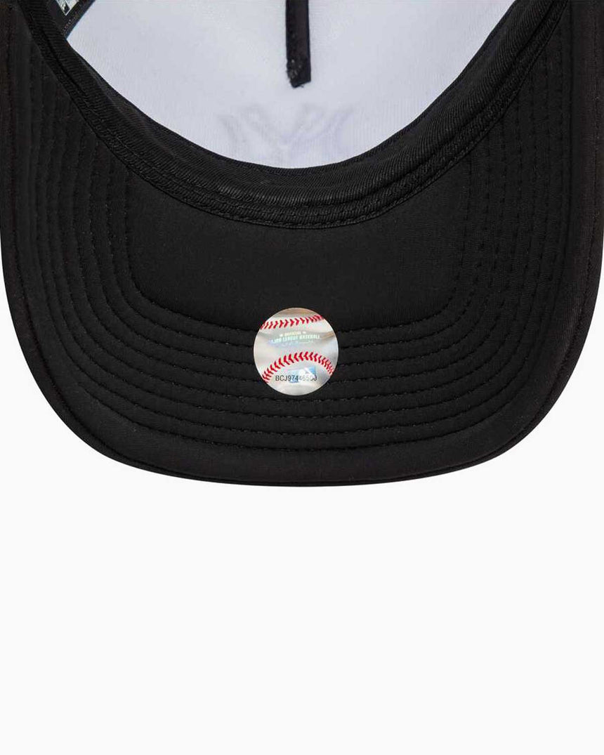 New Era 940 Mlb Graphic Trucker NY Unisex Şapka Beyaz