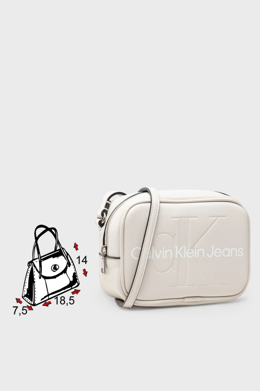 Calvin Klein Sculpted Camera Bag Mono Kadın Çapraz Çanta Eggshell