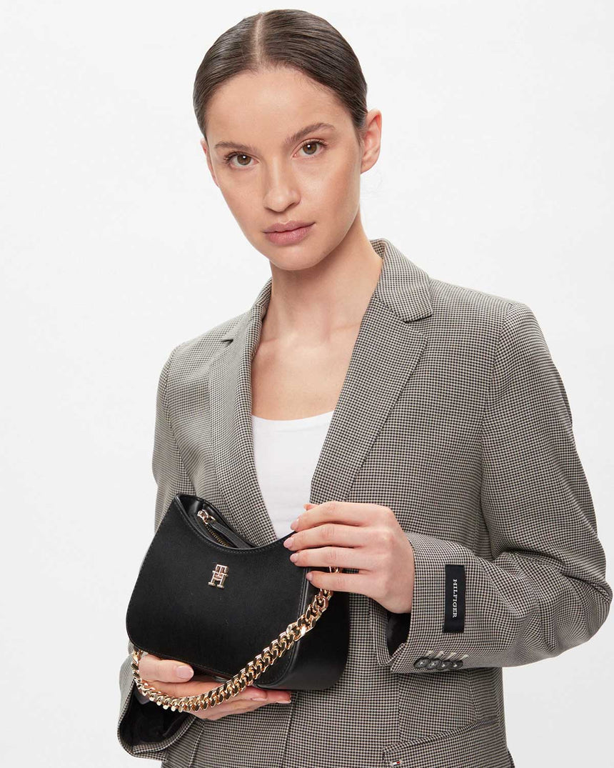 Tommy Hilfiger Refined Chain Zincir Detaylı Omuz Çantası Black