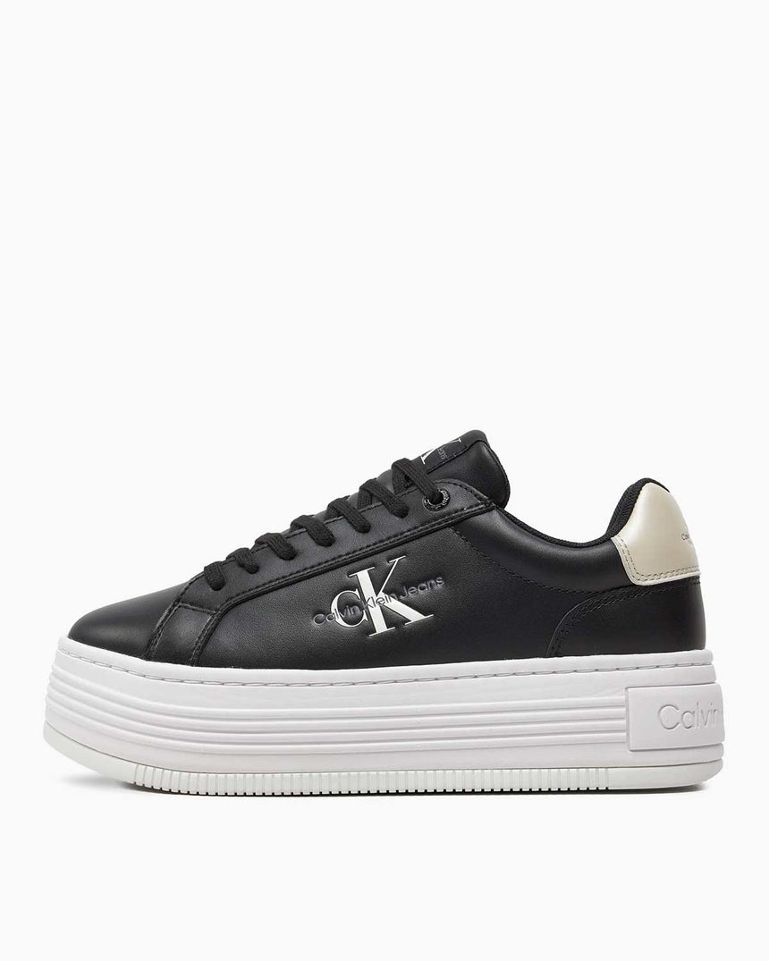 Calvin Klein Bold Platform Low Lace Up Sneakers Black/Eggshell