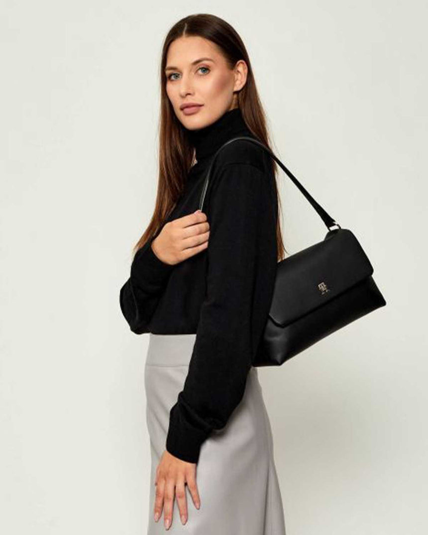 Tommy Hilfiger Modern Kadın Omuz Çantası Black