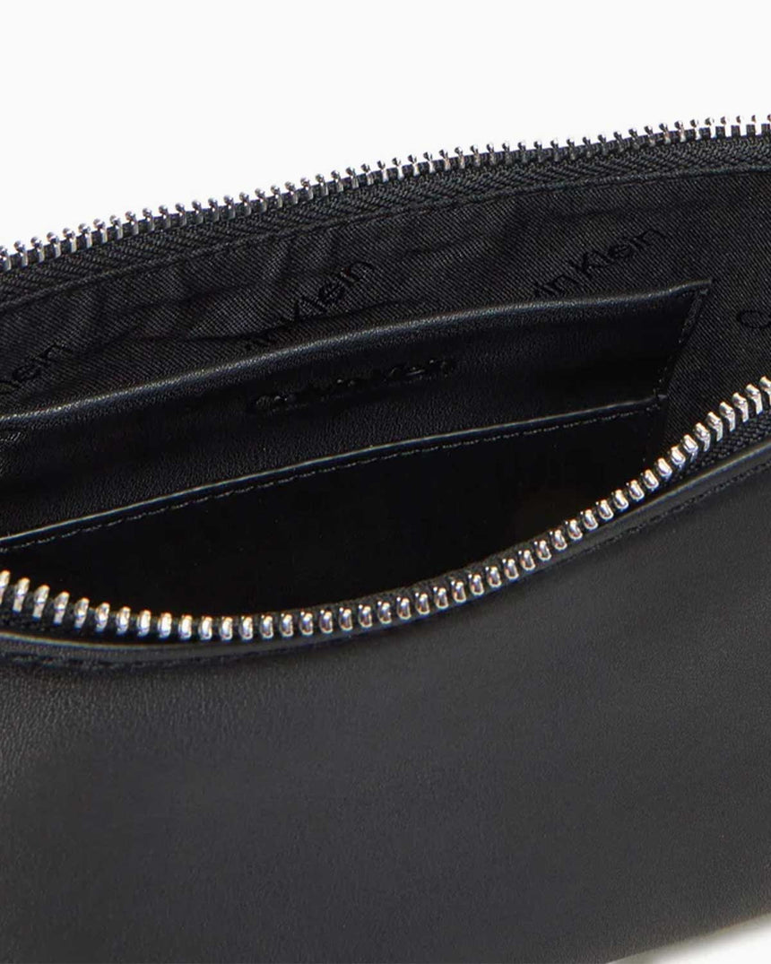Calvin Klein Must İnce Çapraz Askılı Kadın Çanta Black