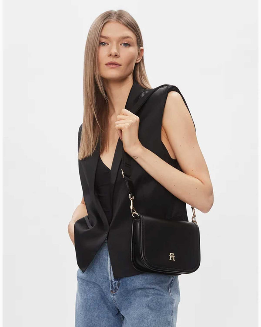 Tommy Hilfiger City Kadın Çapraz Askılı Çanta Black