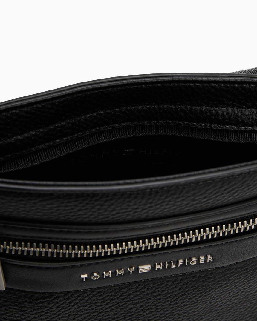 Tommy Hilfiger Central Mini Çapraz Askılı Çanta Black