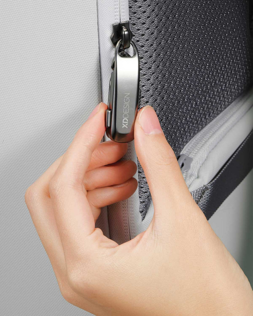 XD Design Bobby Edge 16 Inc 17L Uyumlu Hırsızlık Korumalı Sırt Çantası Off White