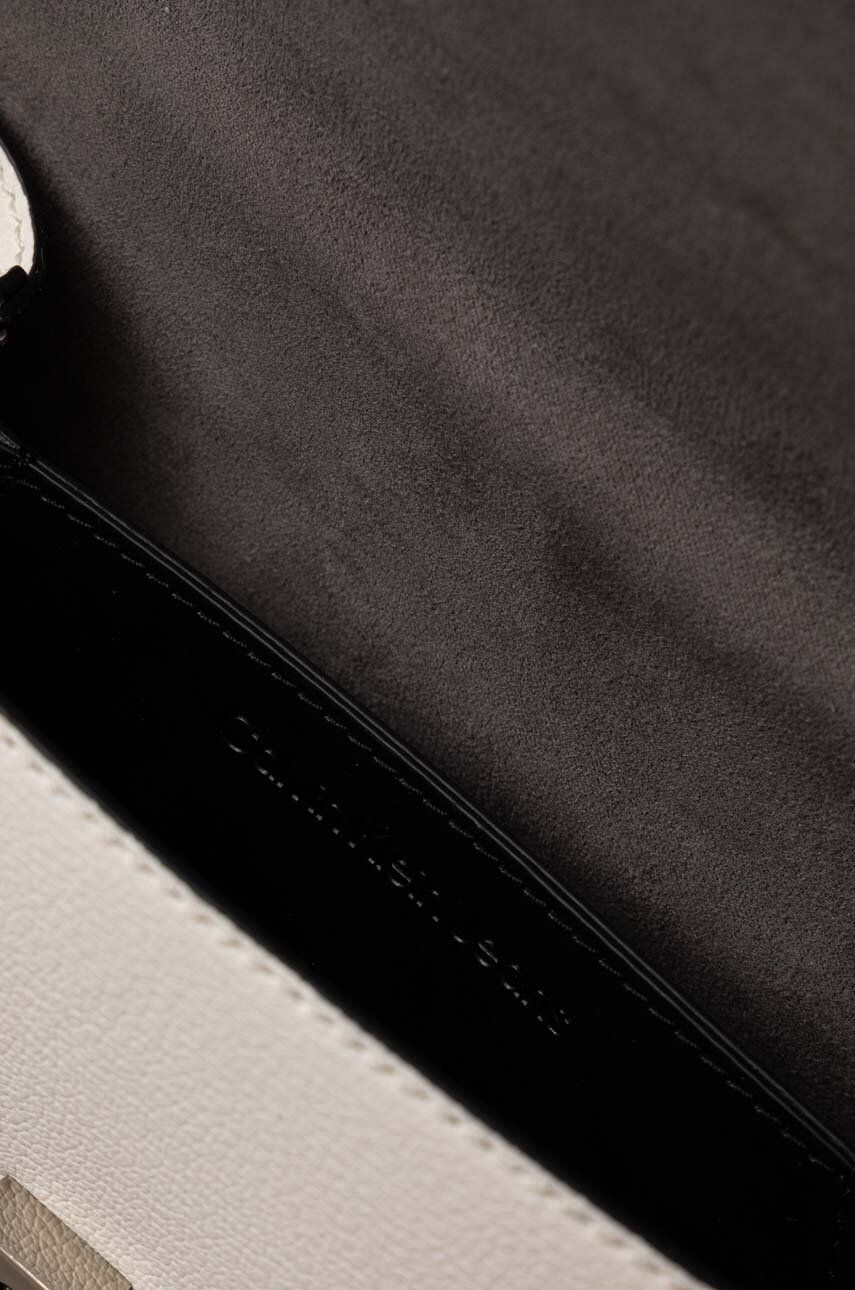 Calvin Klein Minimal Monogram Çapraz Askılı Çanta White