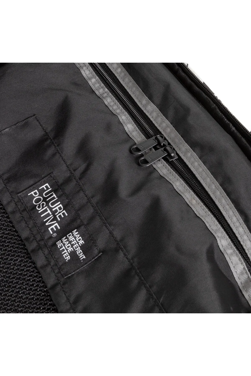 Eastpak x Smiley Transit'r Büyük Boy Valiz