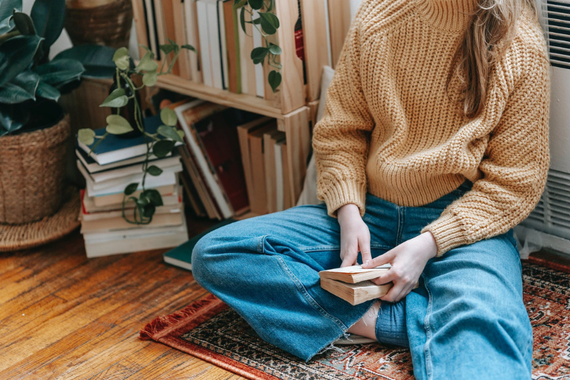 Mom Jeans Nedir? Nasıl Kombin Yapılır?