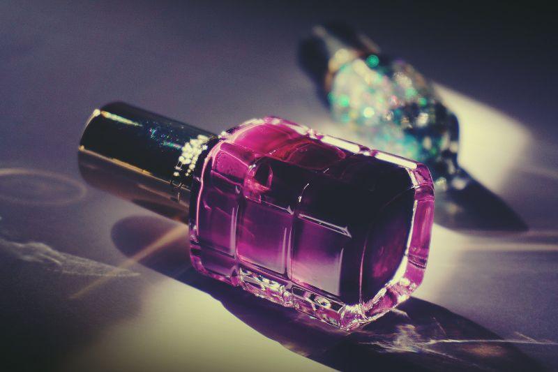 Evde Sağlıklı ve Hızlı Tırnak Uzatma Yöntemleri - ECANTA