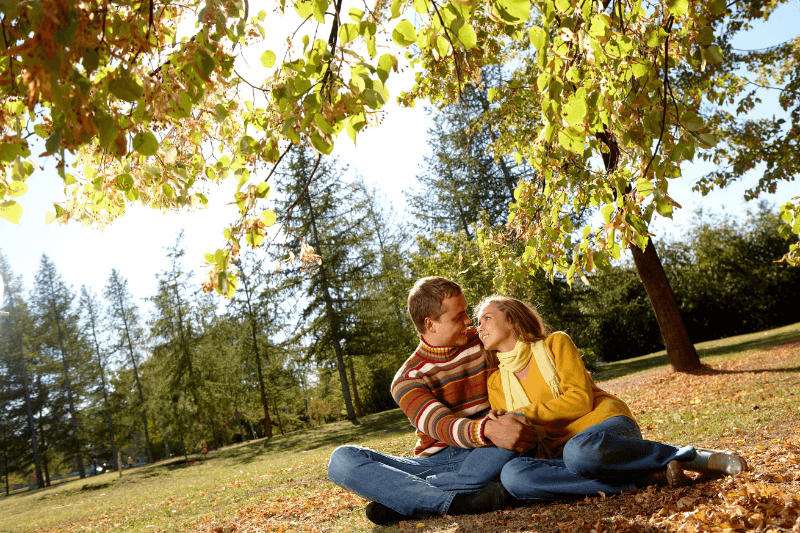 Sonbaharın Duygusunu Yaşatan Romantik ve Duygusal Sözler - ECANTA