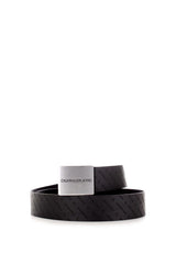 Calvin Klein 100 cm / 40 Inch Uniform Plaque Lth Erkek Kemer BLACK W/ DIAGONAL MONO PRINT