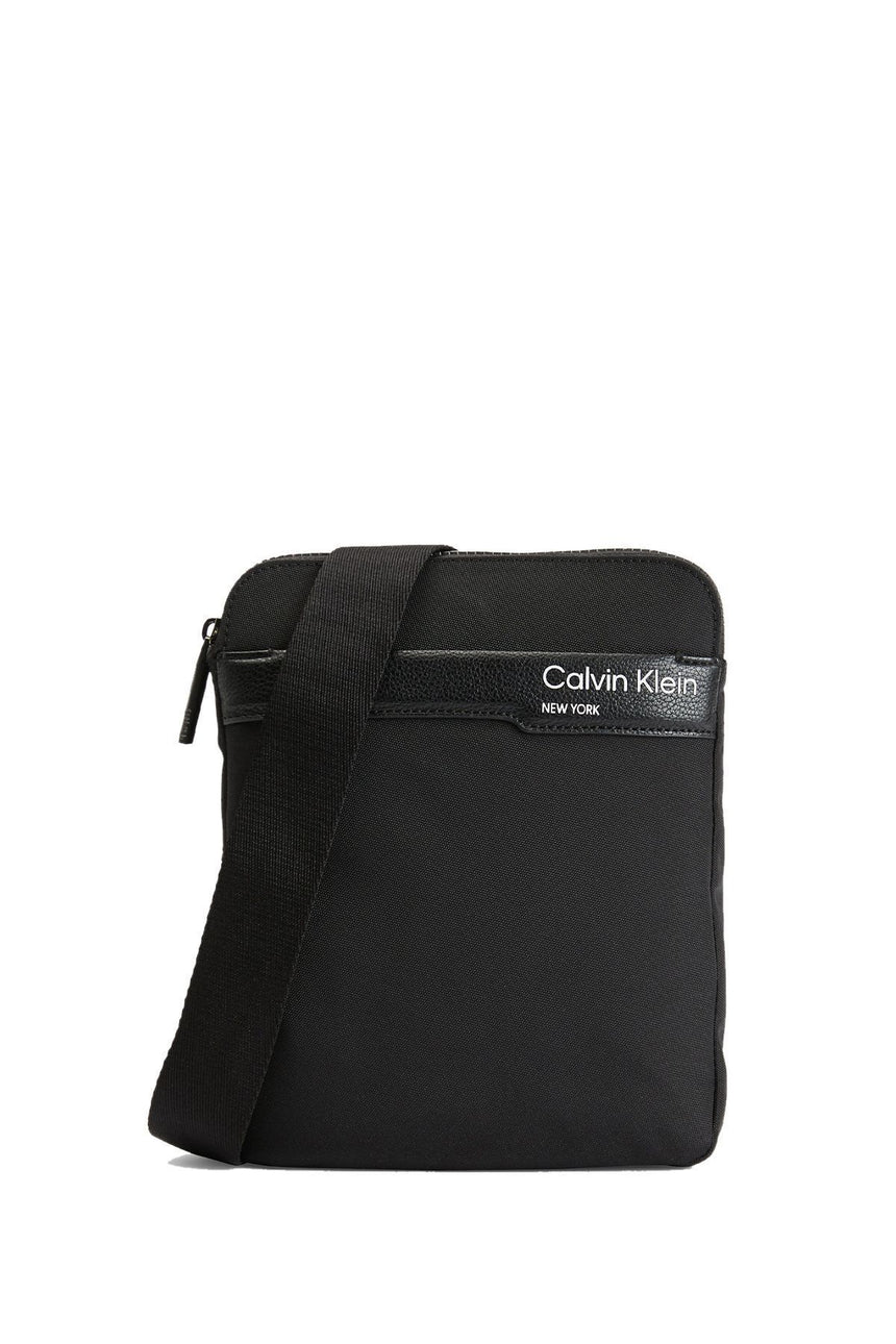Calvin Klein Calvin ID Çapraz Askılı Erkek Çantası Black