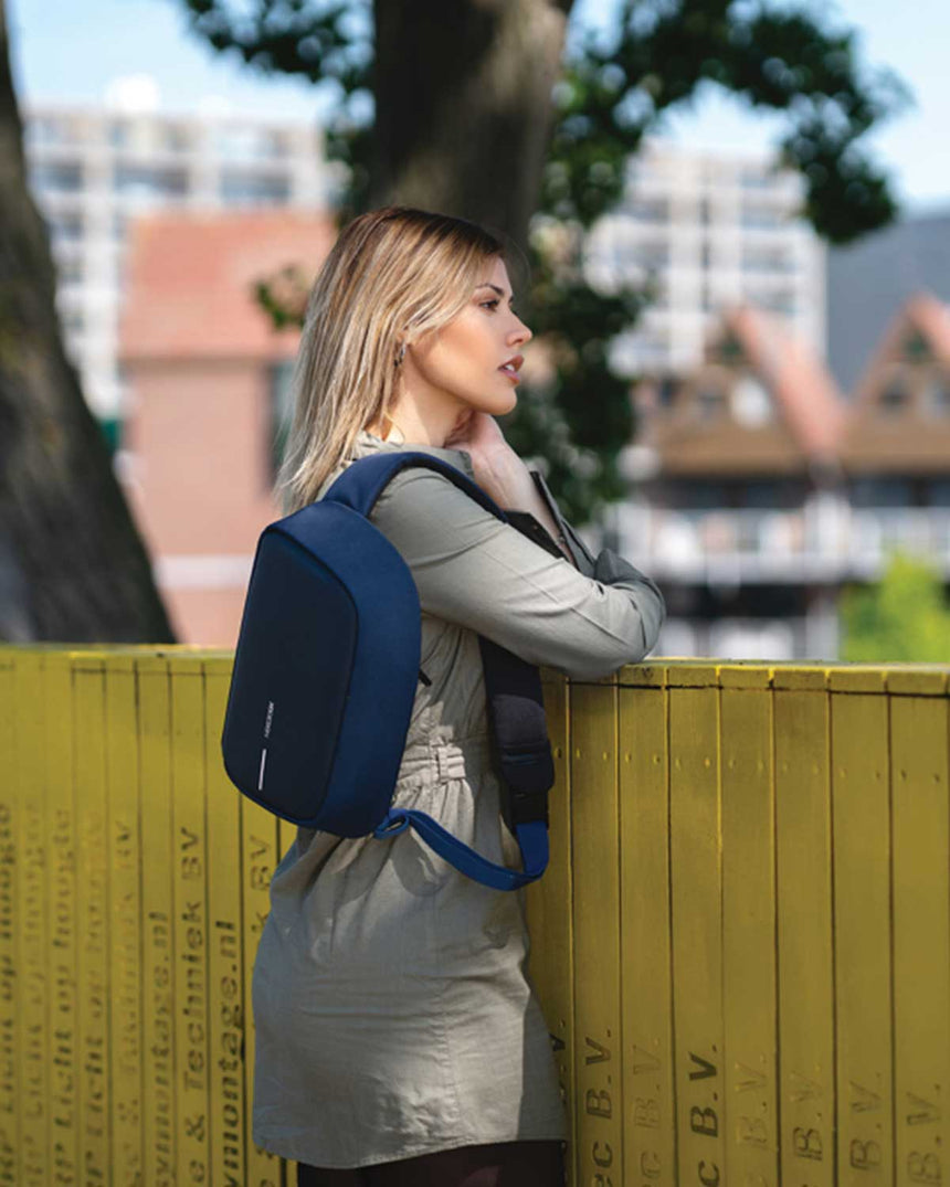 XD Desing Bobby Sling Body Bag Navy