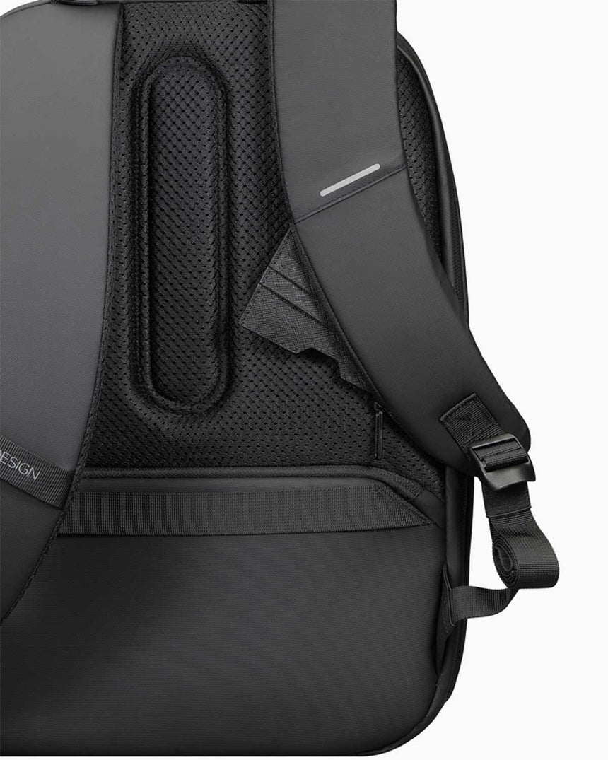 XD Design Bobby Edge 16 Inc 17L Uyumlu Hırsızlık Korumalı Sırt Çantası Black