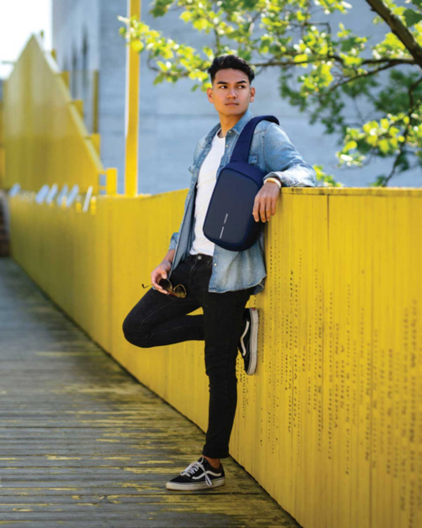 XD Desing Bobby Sling Body Bag Navy