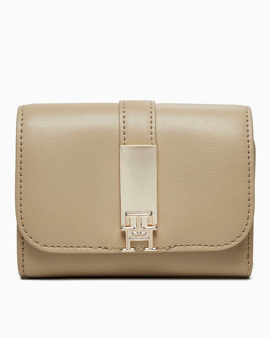 Tommy Hilfiger Heritage Med Flap Metal Logolu Cüzdan