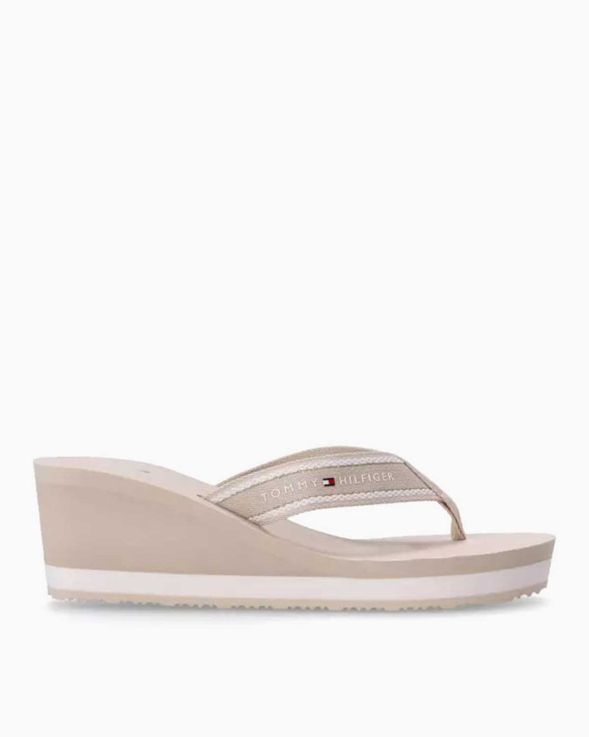 Tommy Hilfiger Wedge Beah Topuklu Parmak Arası Terlik Classic Beige