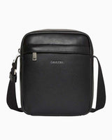 Calvin Klein Raised Logo Erkek Çapraz Askılı Çanta Black