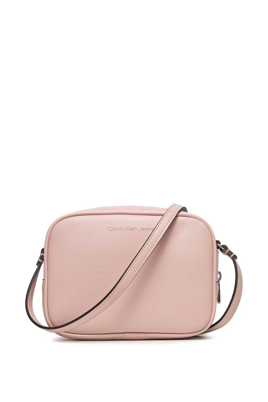Calvin Klein Sculpted Çapraz Askılı Çanta Pink