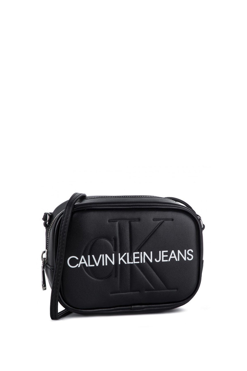 Calvin Klein Sculpted Monogram Camera Bag Çapraz Askılı Kadın Çantası Black