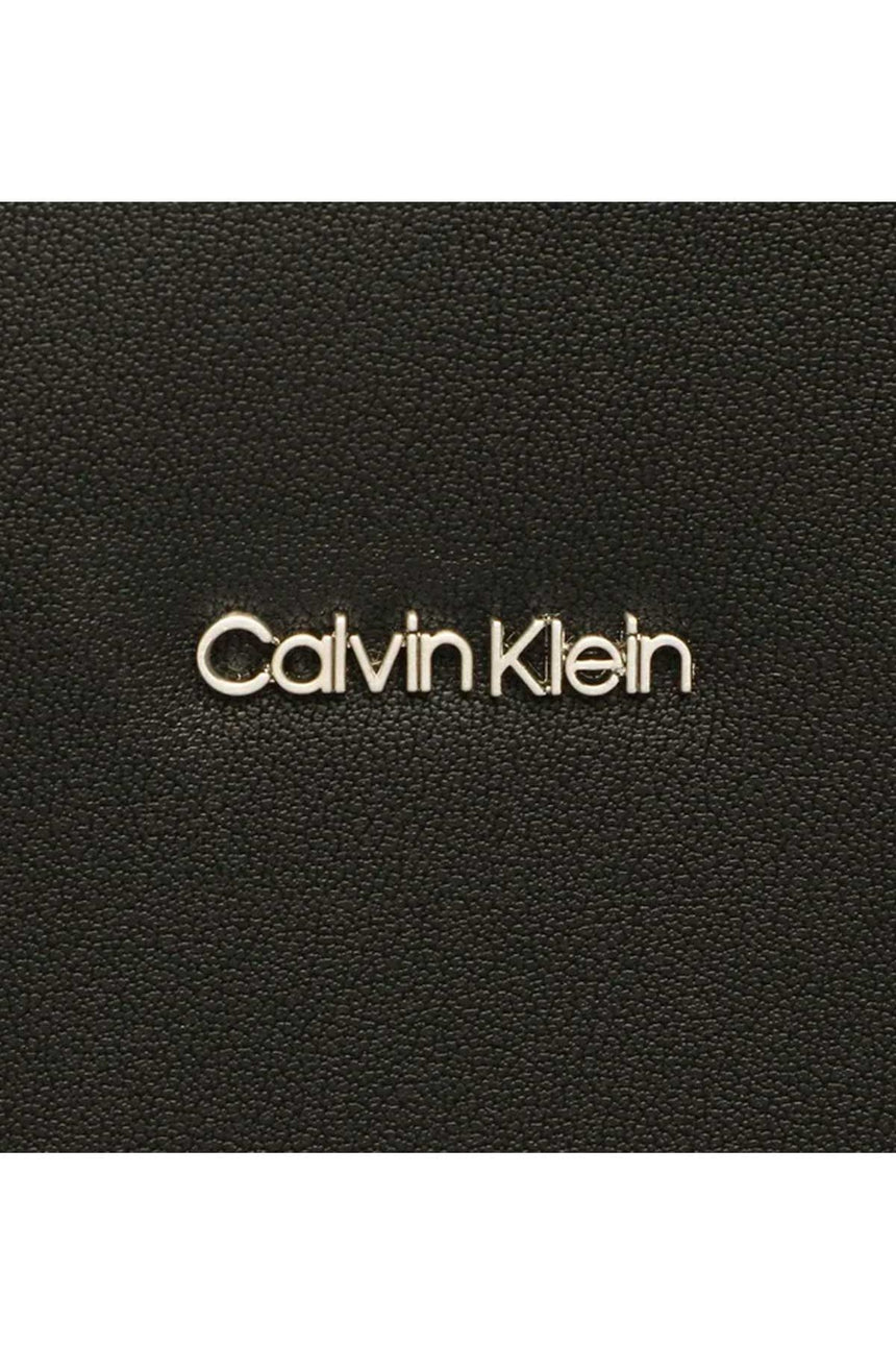 Calvin Klein Must Shooper Omuz Çantası Black