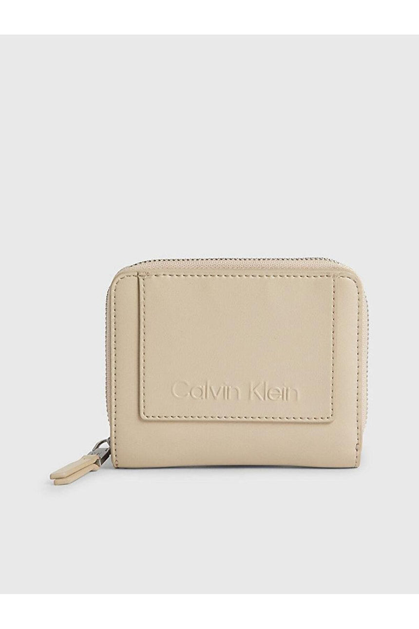 Calvin Klein Çapraz Askılı Kadın Çantası Grey