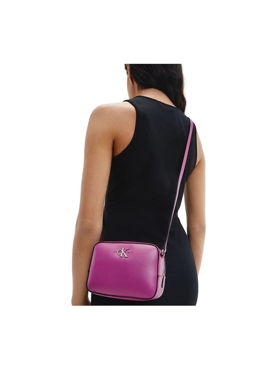 Calvin Klein Camera Bag Çapraz Askılı Kadın Çantası Vivid Viola