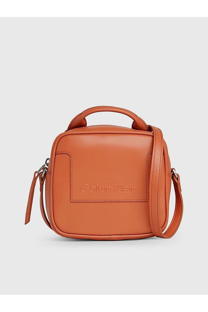 Calvin Klein Crossovers Kadın Çantası Brown