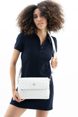 Benetton Kapaklı,Mini Logolu Çapraz Askılı Kadın Çantası Beyaz