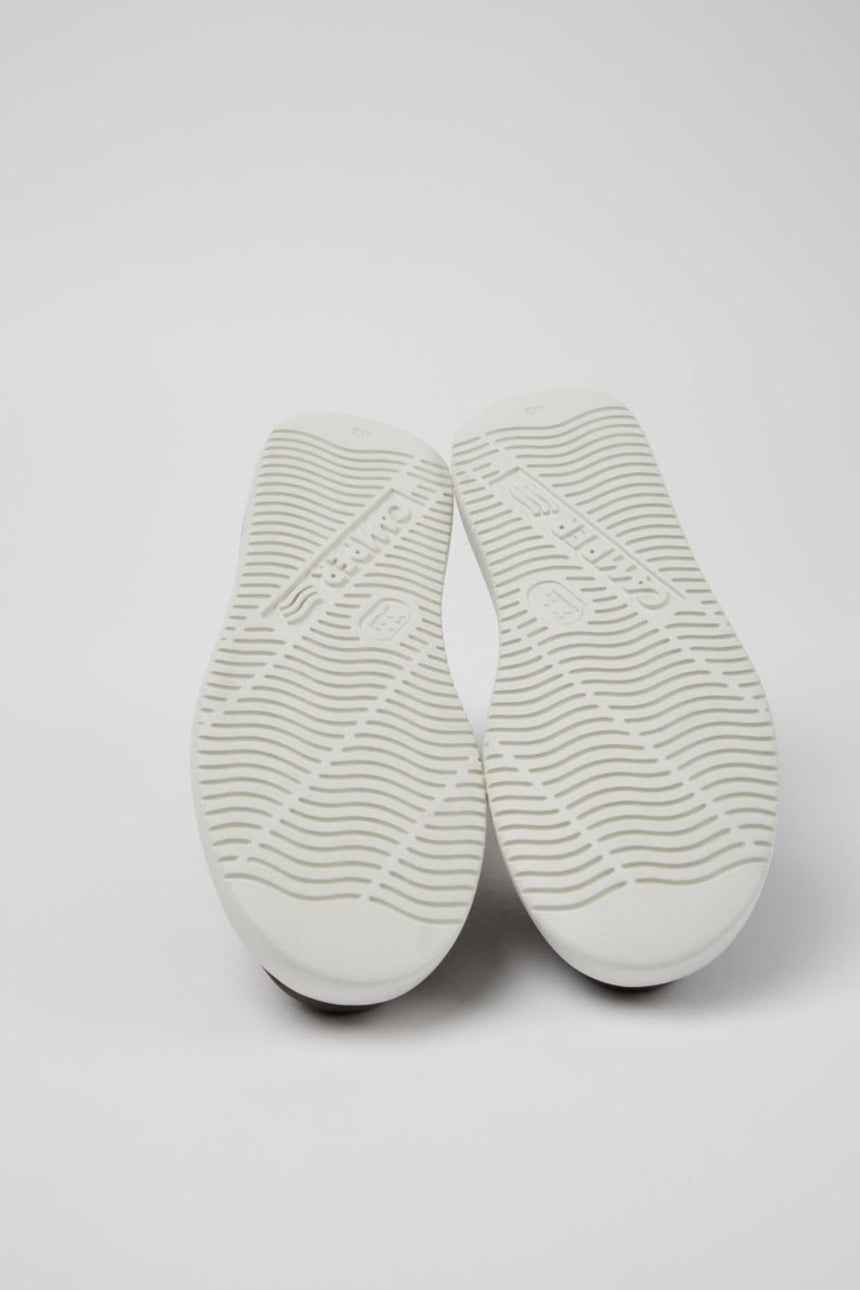 Camper Runner K21 Bot