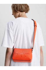 Calvin Klein Sculpted Camera Pouch Çapraz Askılı Kadın Çantası Red