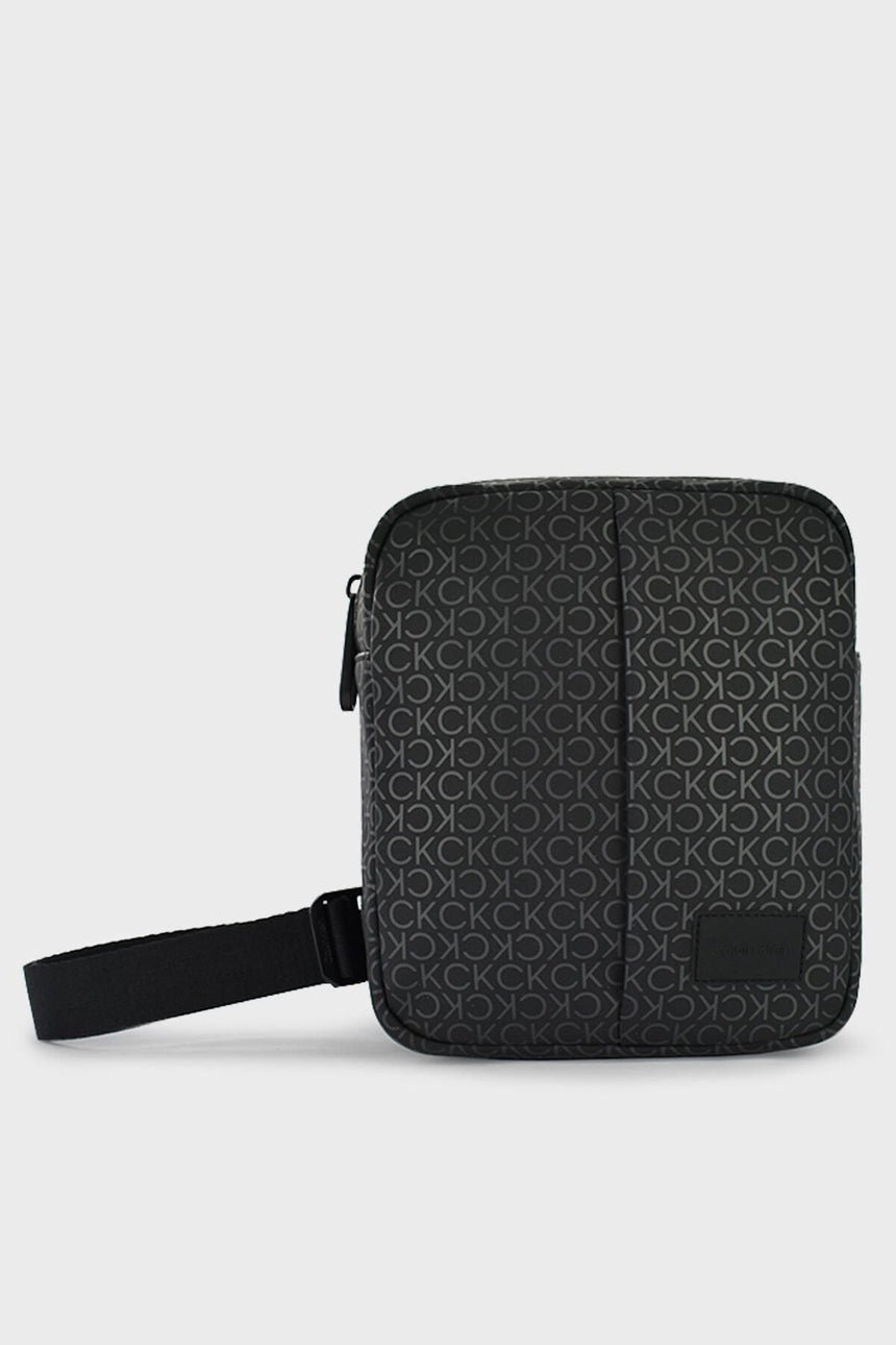 Calvin Klein Rubberized Çapraz Askılı Kadın Çantası Black