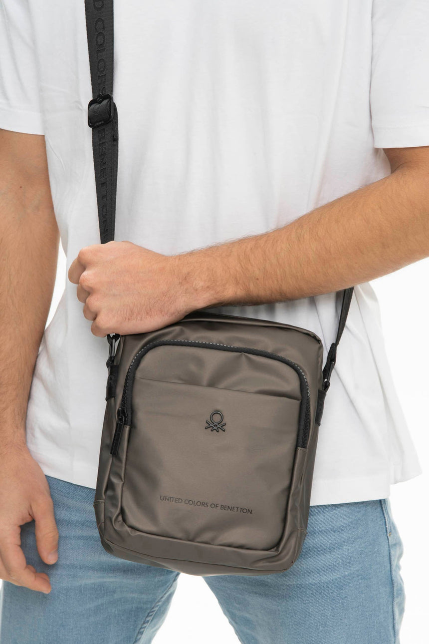 Benetton Ön Bölmeli Çapraz Askılı Çantası Bronz