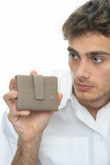 Benetton Çıtçıtlı Kartlık Vizon