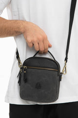 Benetton Tutma Kulp Detaylı Çapraz Askılı Çanta Siyah