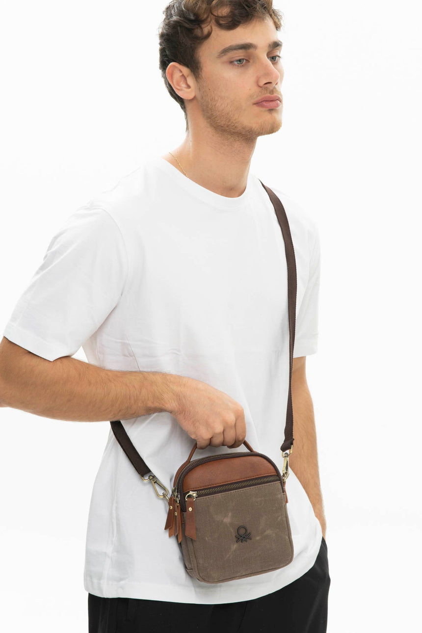 Benetton Tutma Kulp Detaylı Çapraz Askılı Çanta Kahve